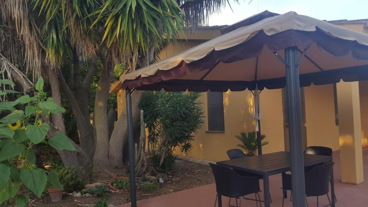 Casa Margherita Càbras Exterior photo
