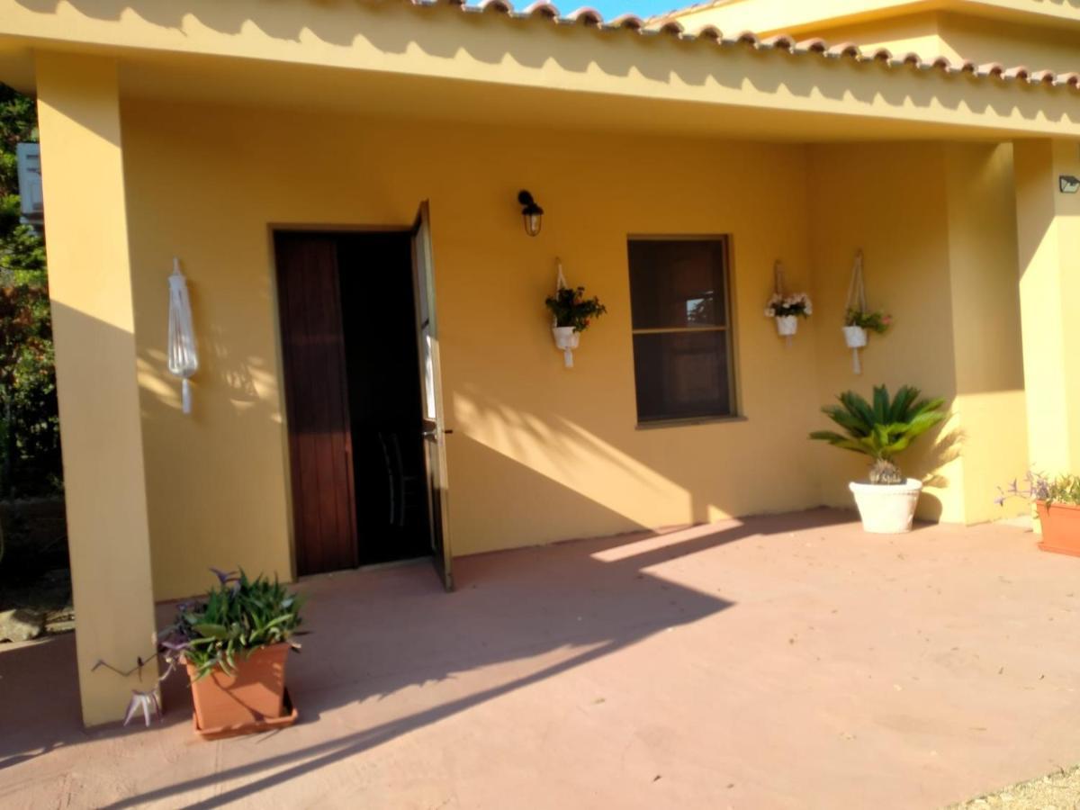 Casa Margherita Càbras Exterior photo